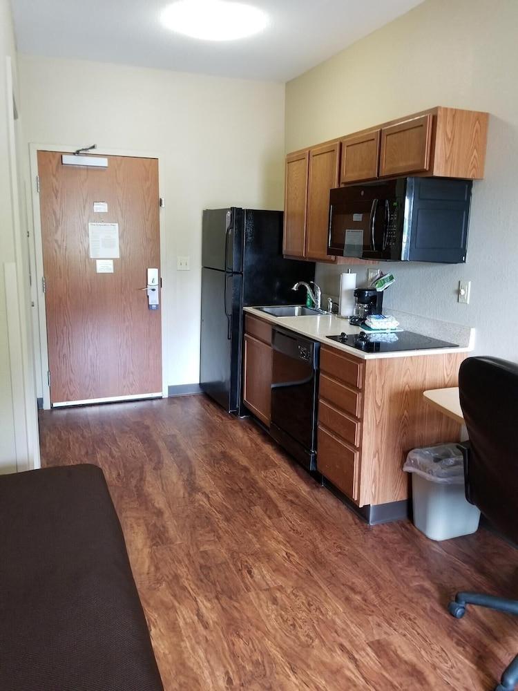 Suburban Studios Morgantown Εξωτερικό φωτογραφία