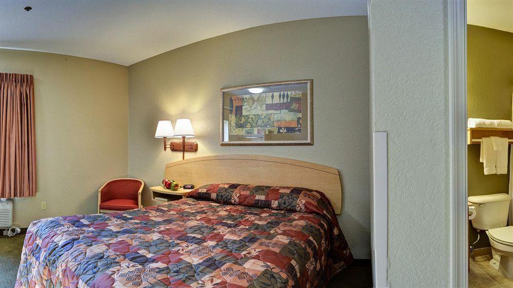 Suburban Studios Morgantown Εξωτερικό φωτογραφία