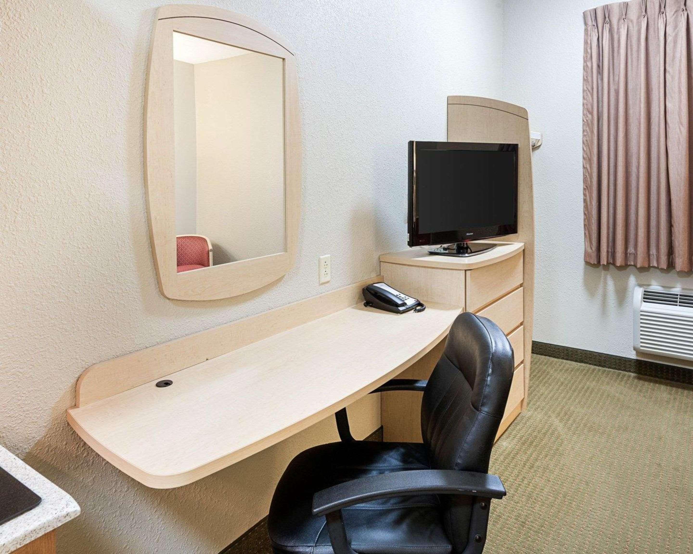Suburban Studios Morgantown Εξωτερικό φωτογραφία