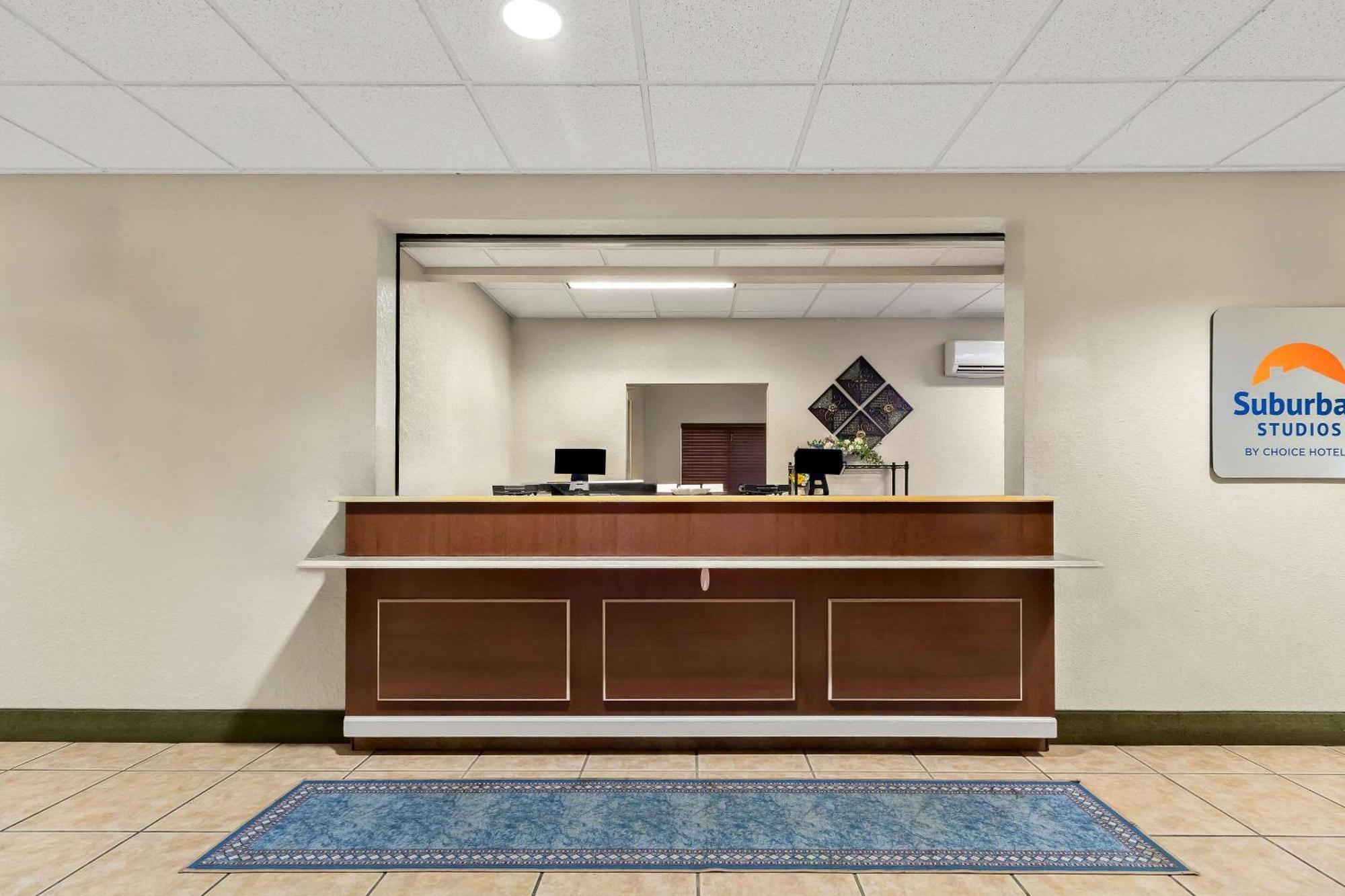Suburban Studios Morgantown Εξωτερικό φωτογραφία