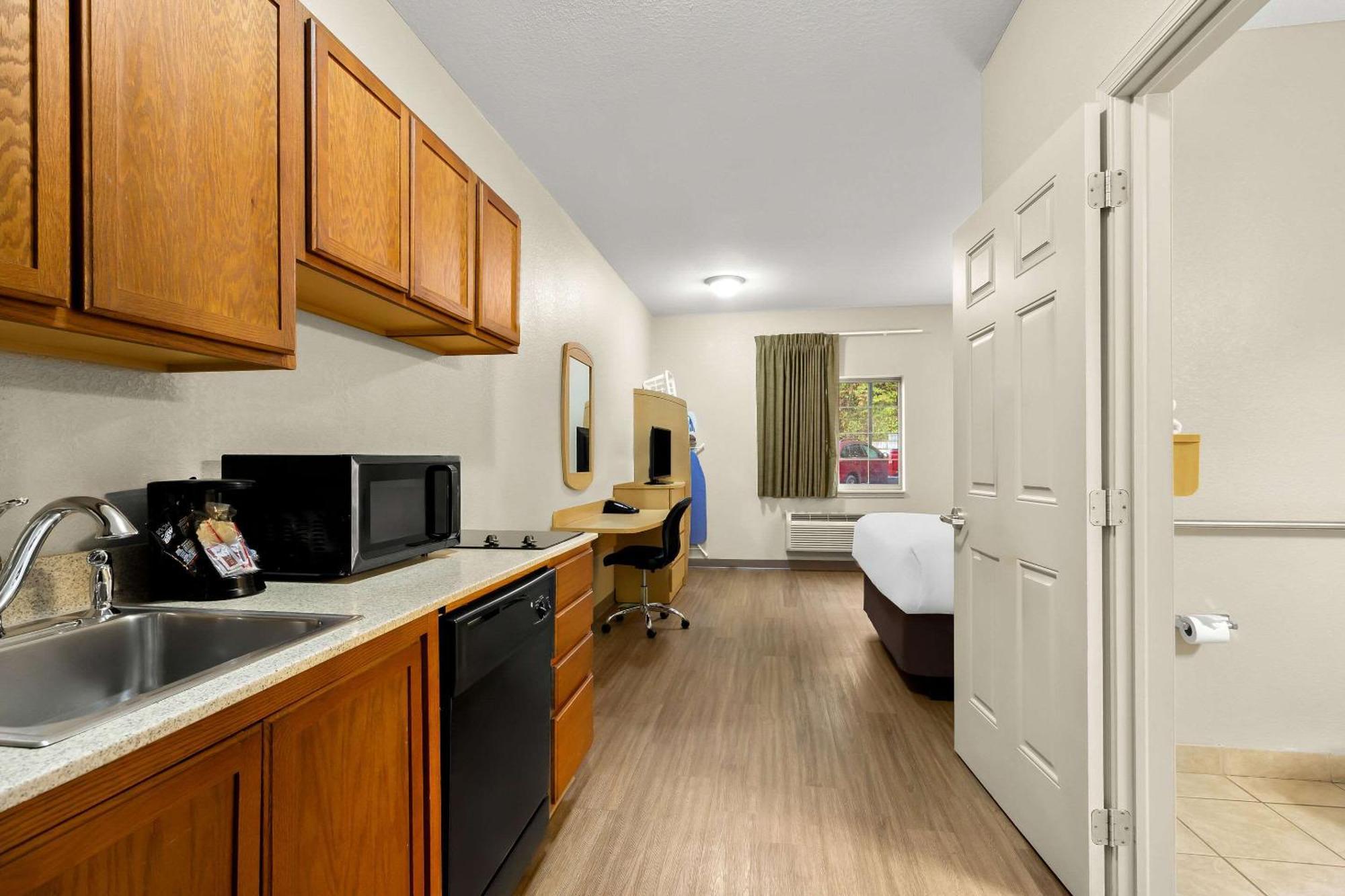 Suburban Studios Morgantown Εξωτερικό φωτογραφία
