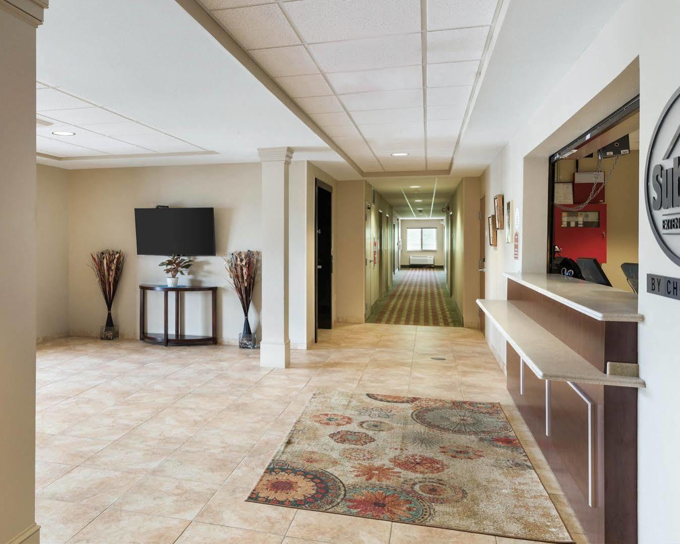 Suburban Studios Morgantown Εξωτερικό φωτογραφία